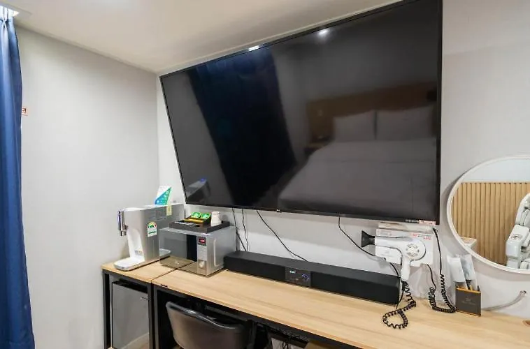 Bellus Hotel Incheon 0*,  韓国